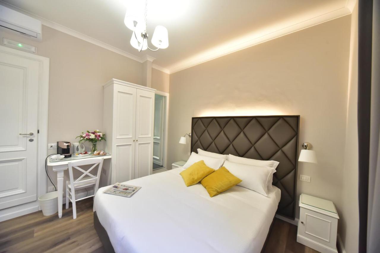 Sacconi Palace Bed and breakfast