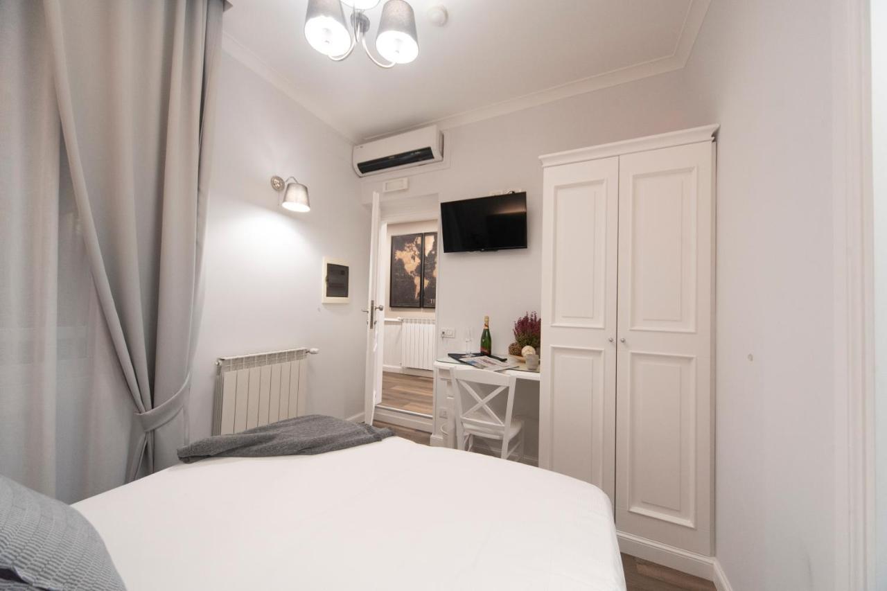 Sacconi Palace Bed and breakfast *