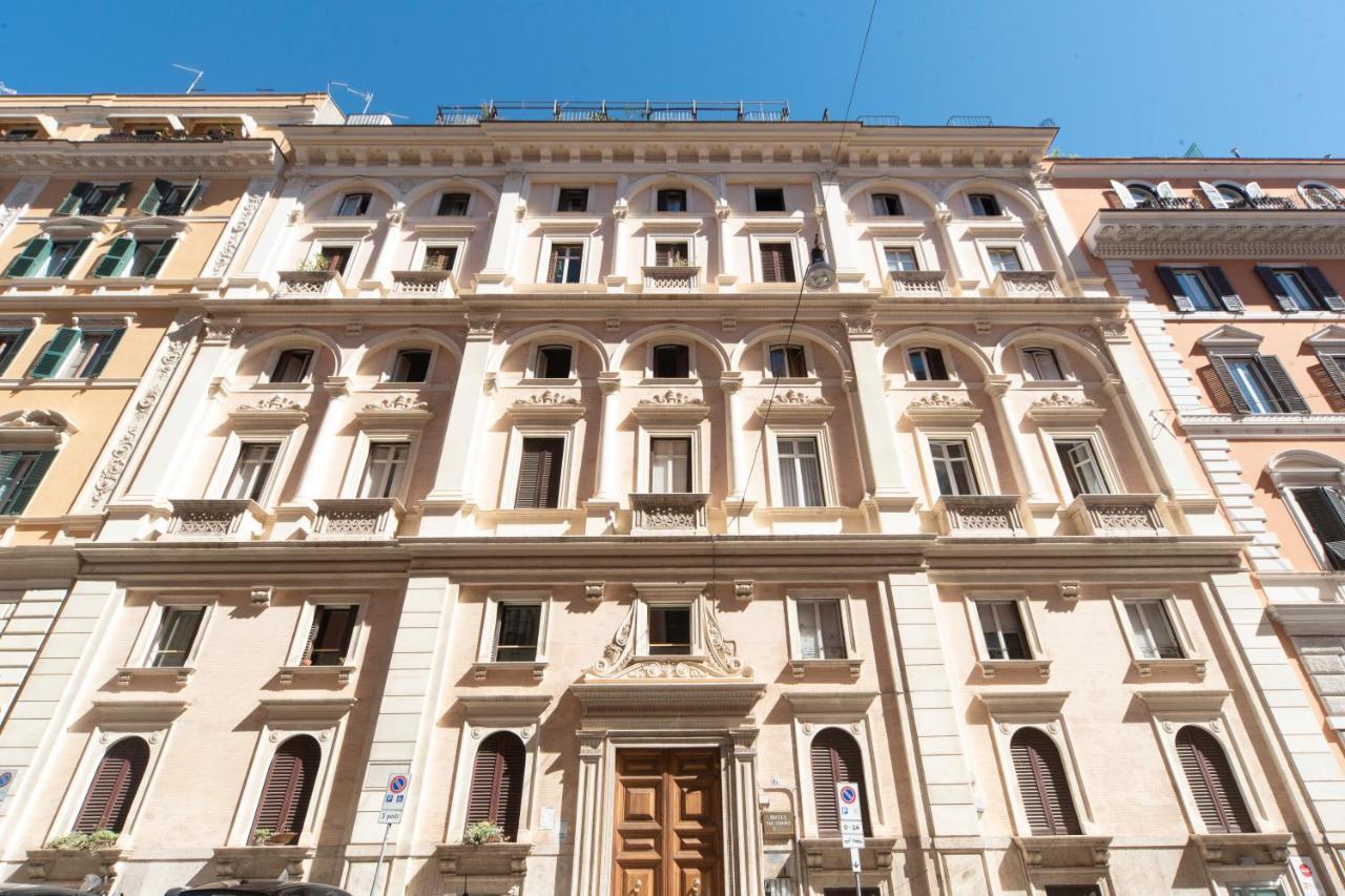Sacconi Palace