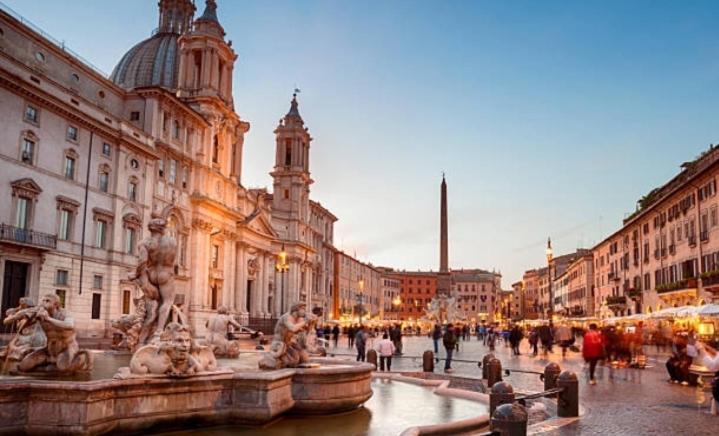 Navona Artist 10 *