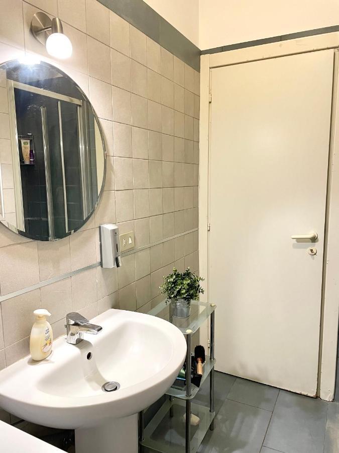 Aurora House - Accogliente A Barberini Apartamento