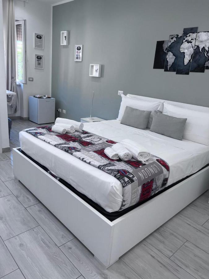 One Hundred Guest house *