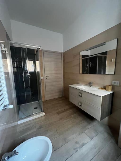 Feriehus Cozy House With Garden In Centocelle Metro C Roma