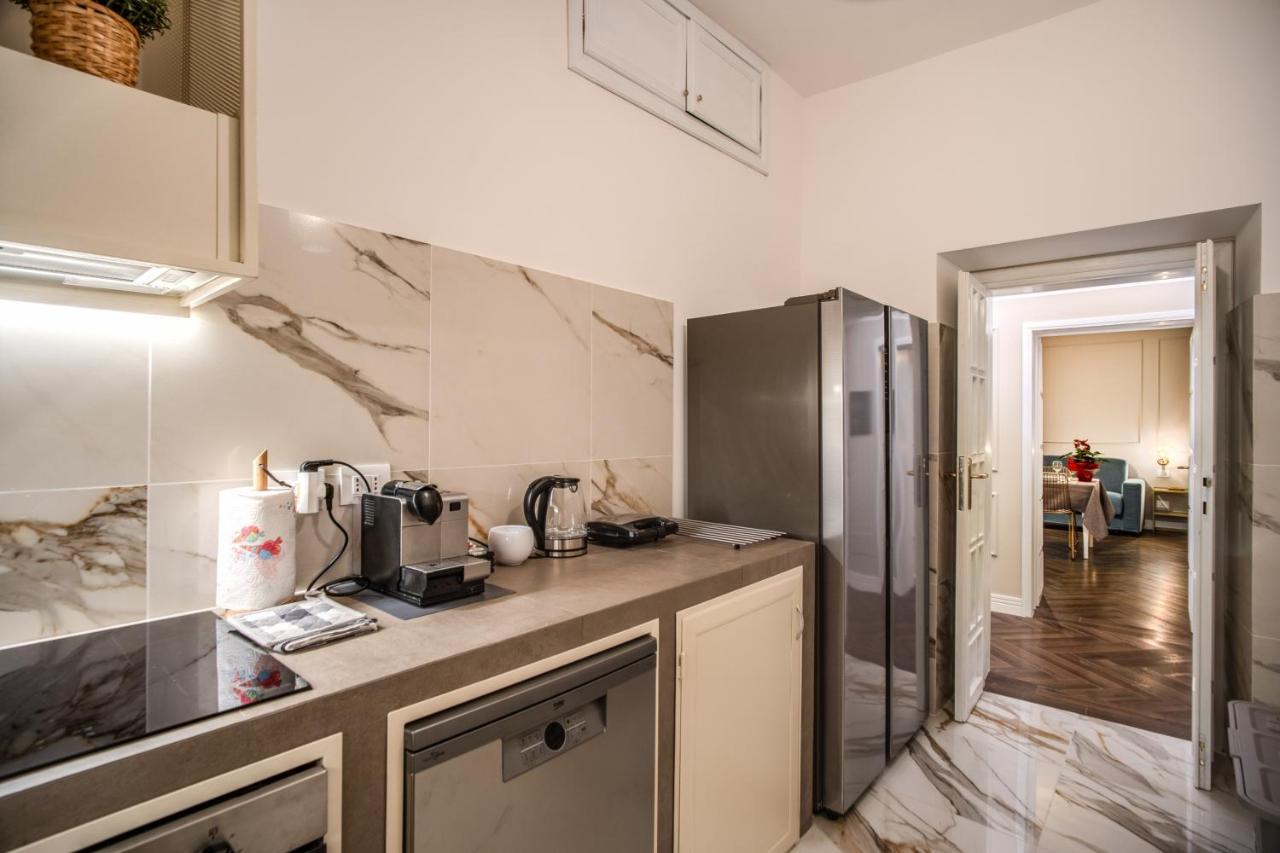 Take - Campo De Fiori - Luxury Apartamento