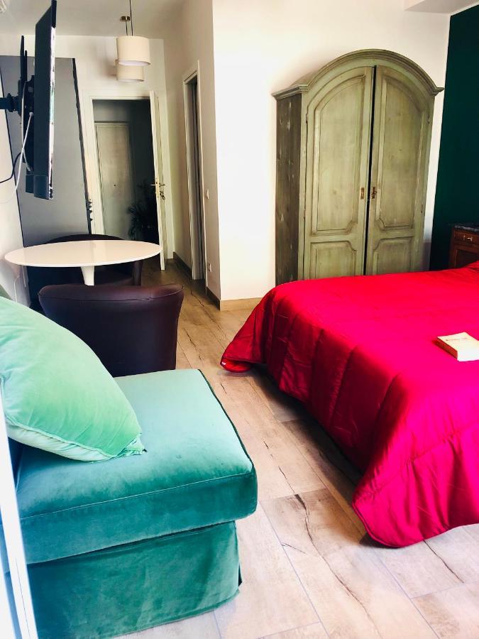Interno 9 A San Pietro * Roma