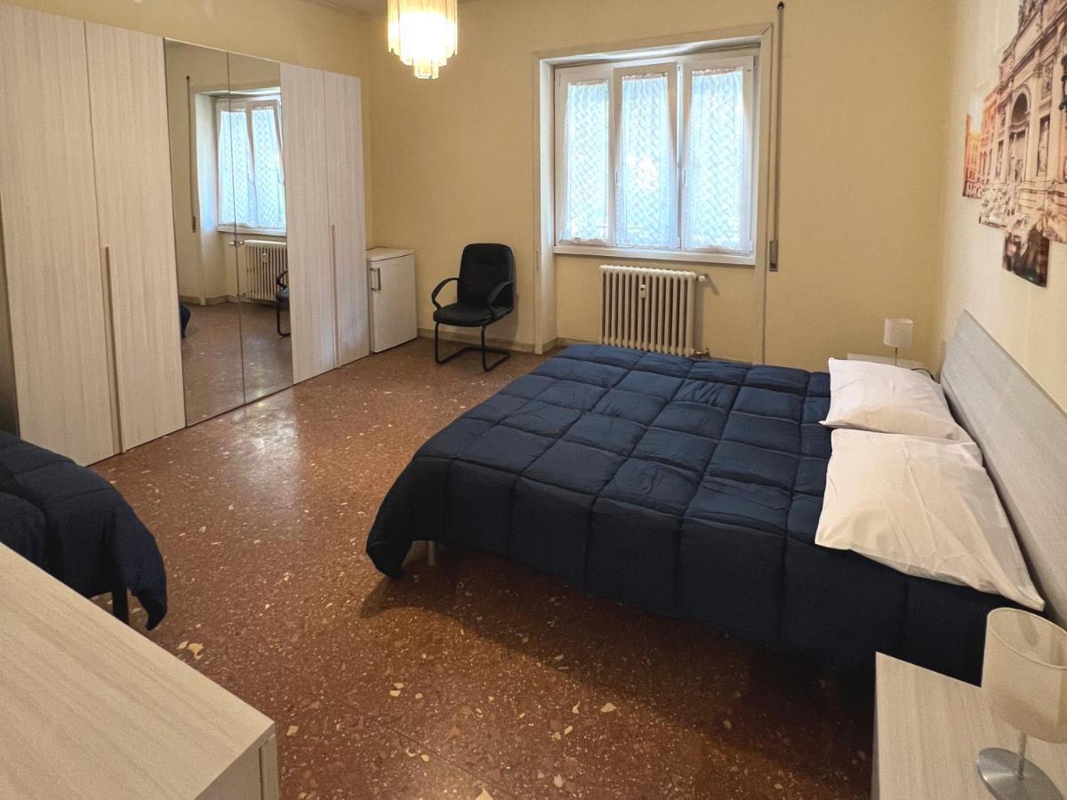 Palazzo Senesi * Roma