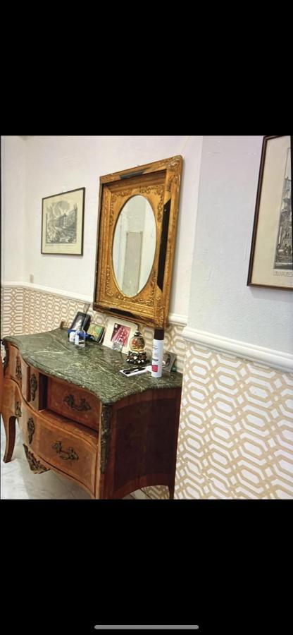 Trastevere House Gjestgiverier