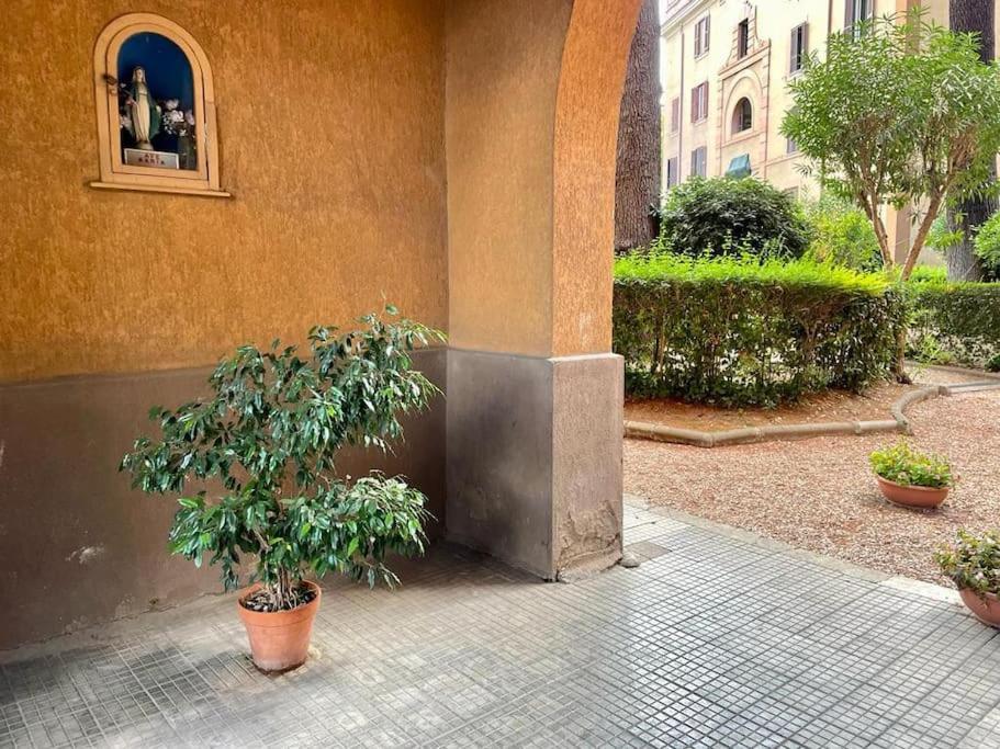 New - Comfortable Apt Porta Latina Rome