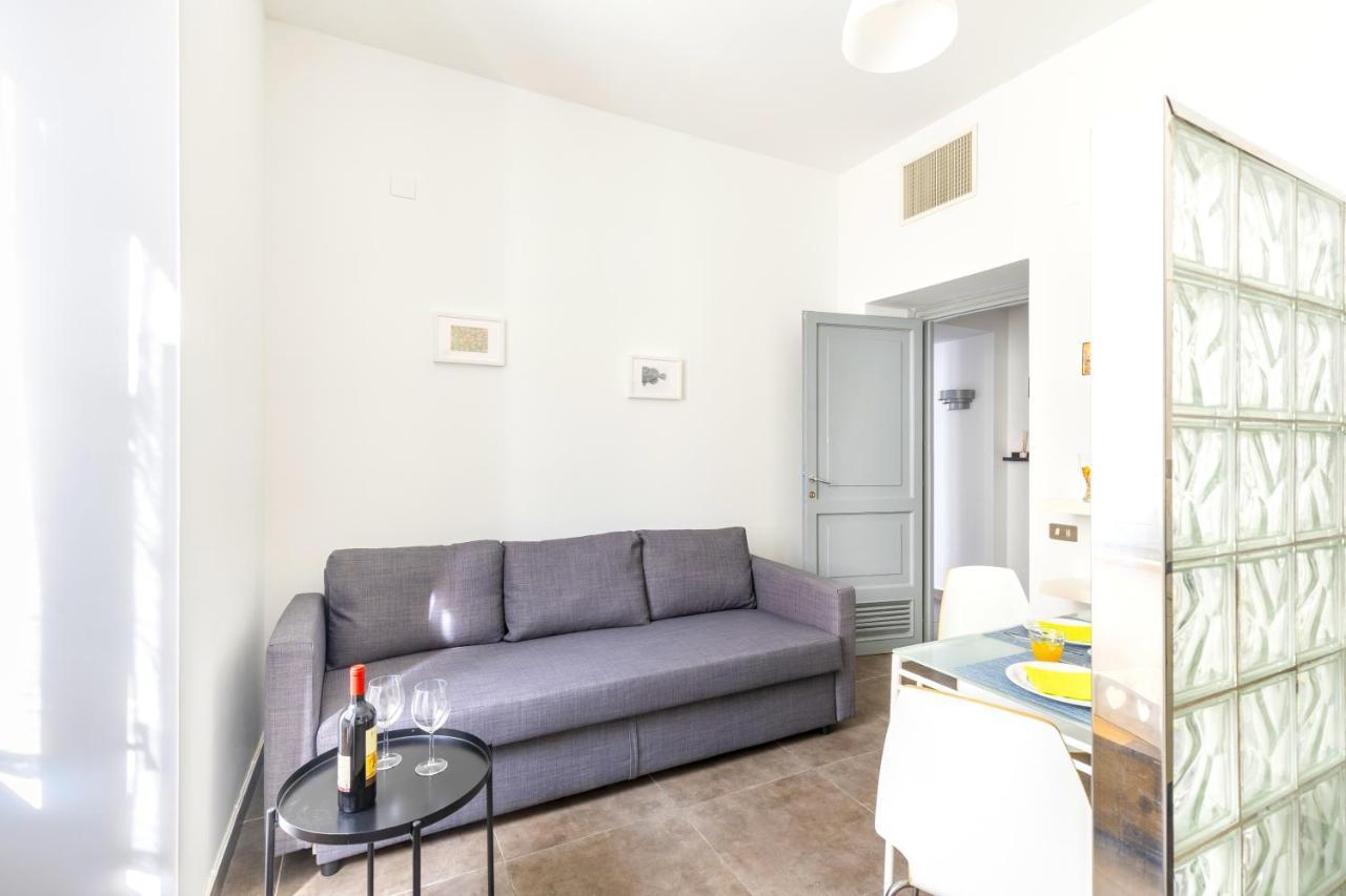 Hostly - Nicole Volturno- Full Center * Roma