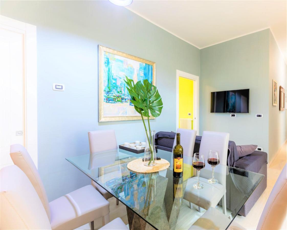 Hostly - Art & Color Midtown - 3br 2ba Leilighet Roma