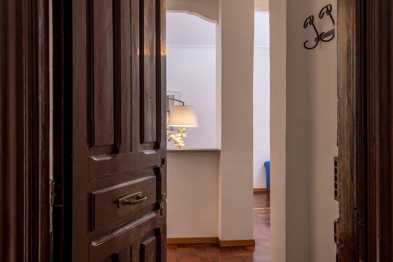 Claudia Vatican House Roma