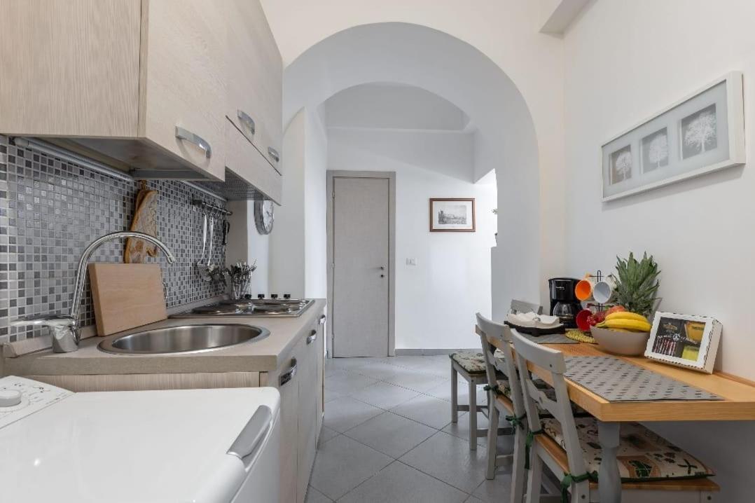 Trastevere Rome's Heart Charming & Cozy Leilighet Roma