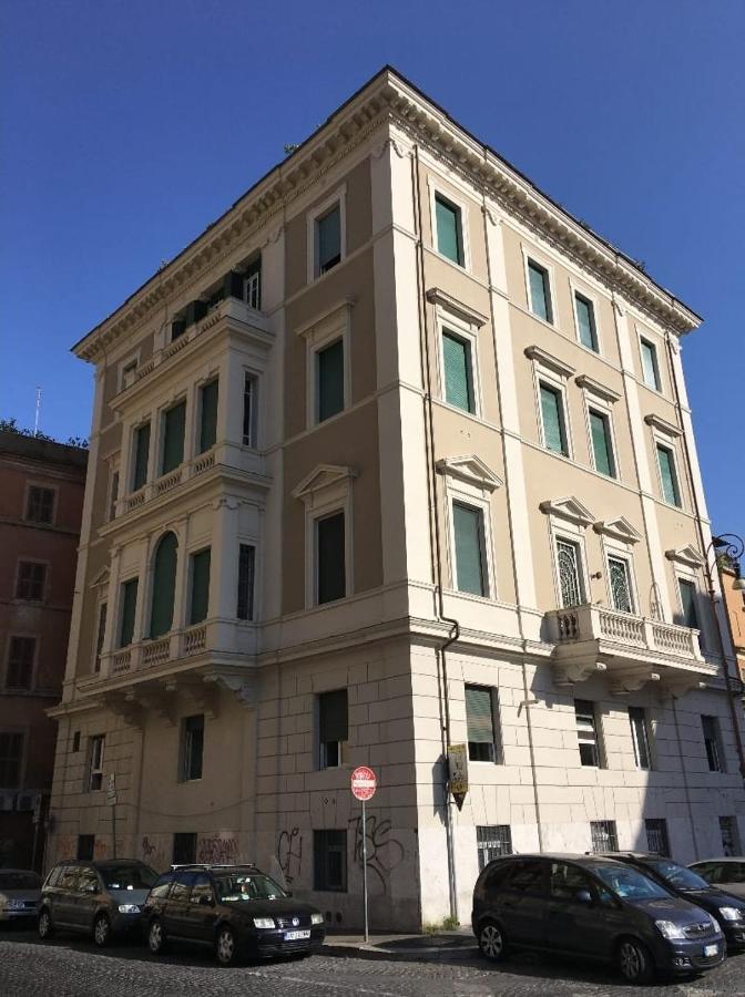 Trastevere Rome's Heart Charming & Cozy Apartamento Roma