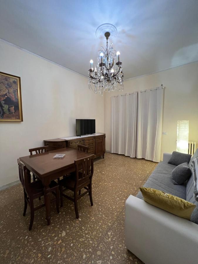 Palazzo Senesi Apartment *