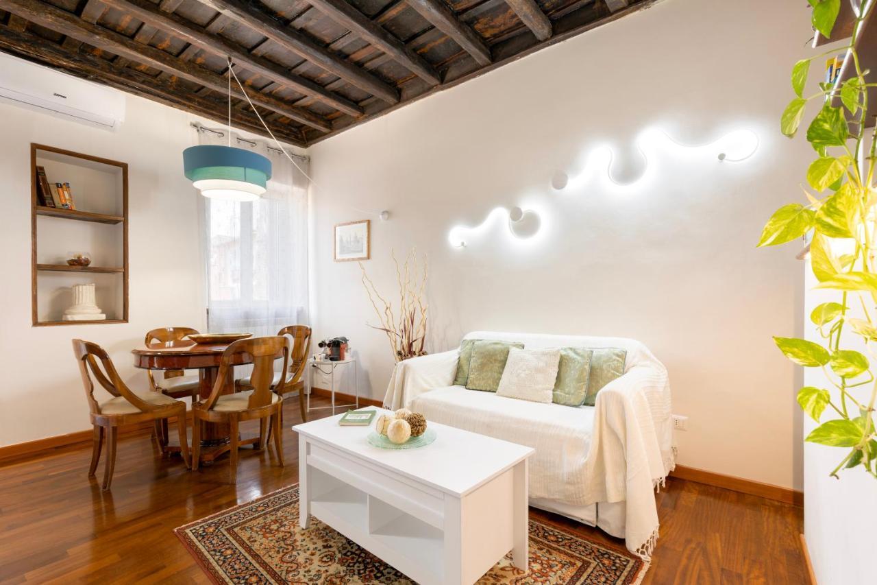 Trastevere House With Balcony,quiet New