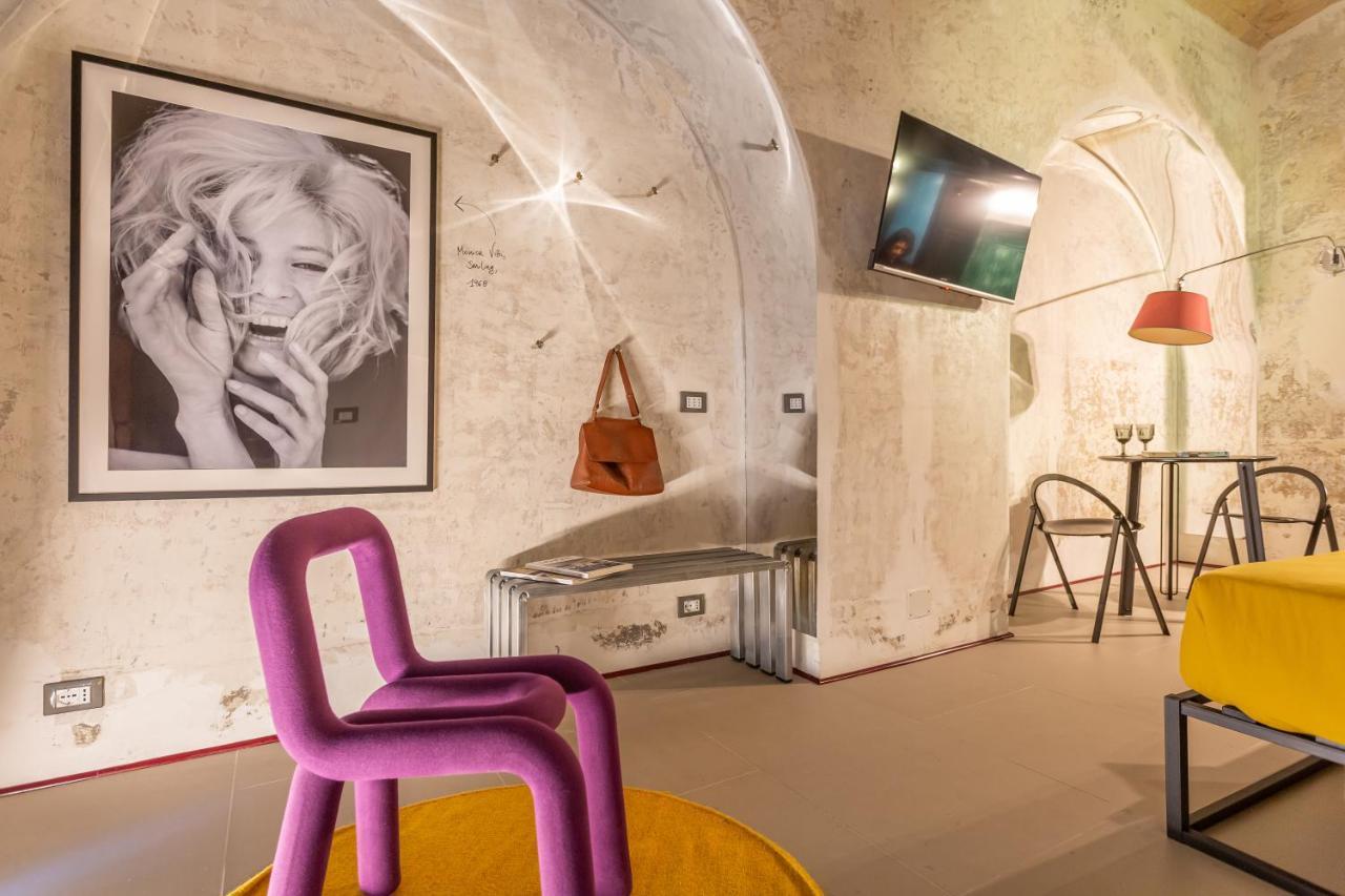 Appartamento Ruins_design Loft 150 Mt From Colosseum Roma