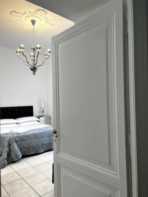 Virginia - Stazione Termini Apartamento Roma