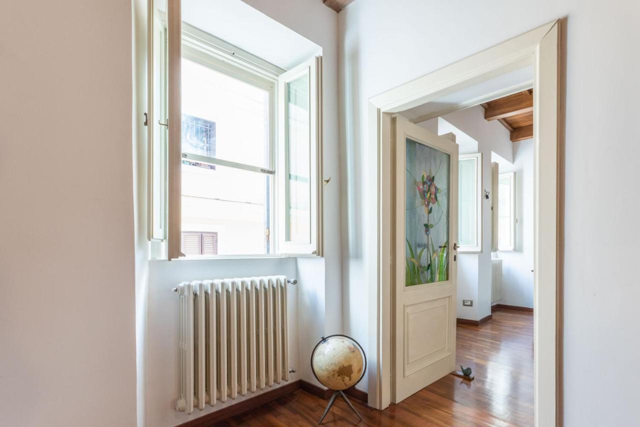 Apartment Bijoux Mario De Fiori Stayinrome Rome