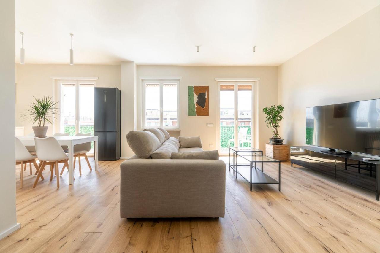 Apartment La Dolce - Sunny Penthouse Trastevere Station 100sqm Rome