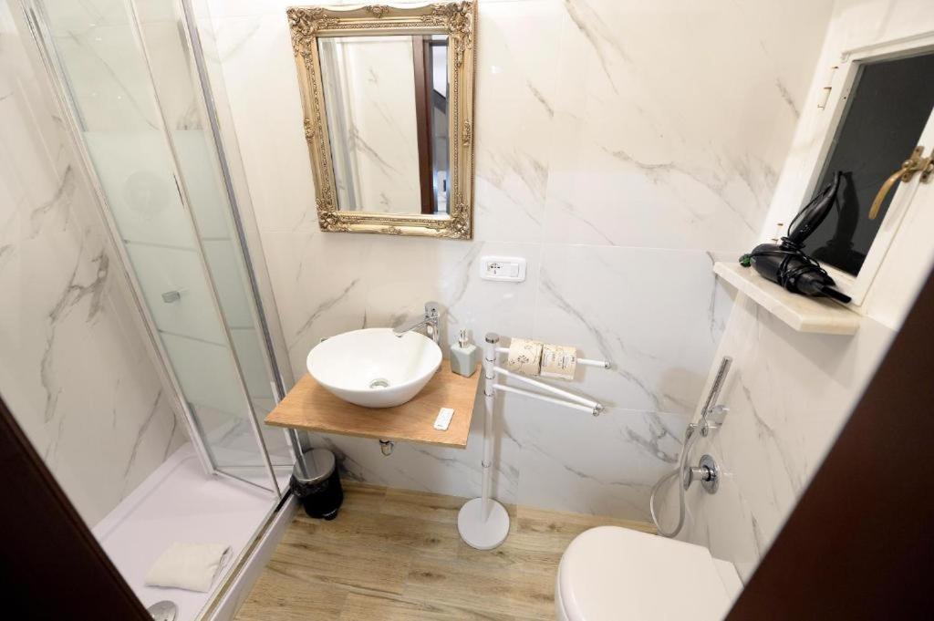 Apartment K'alma Colosseo - Leopardi Rome