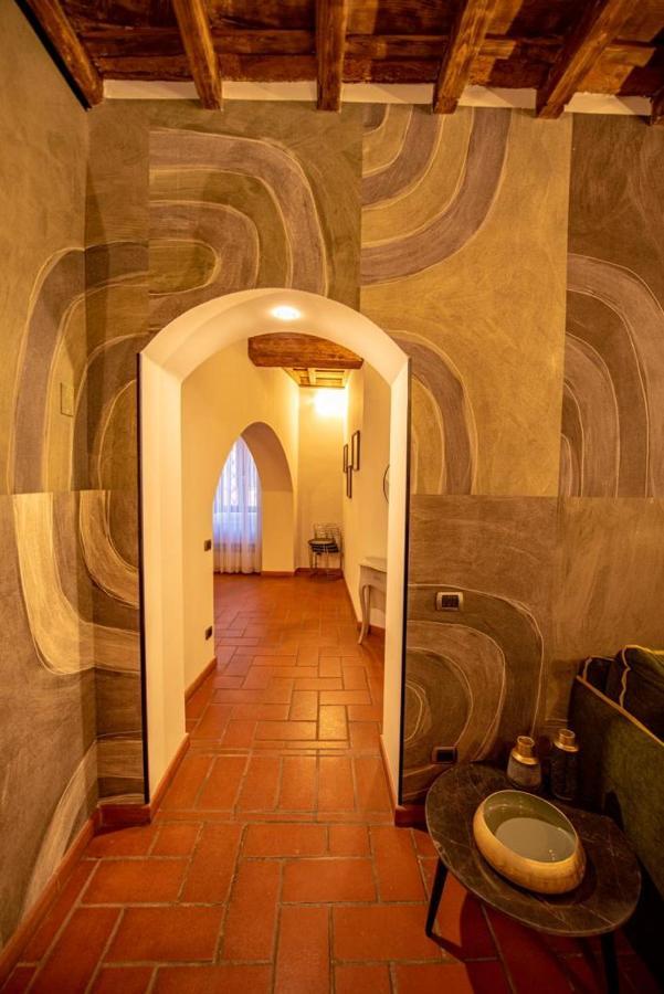 Anna Trevi 52 Luxury Rome