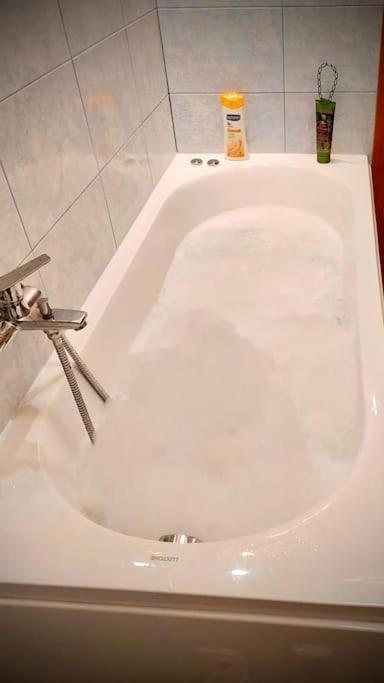 Accogliente Con Idromassaggio Apartamento