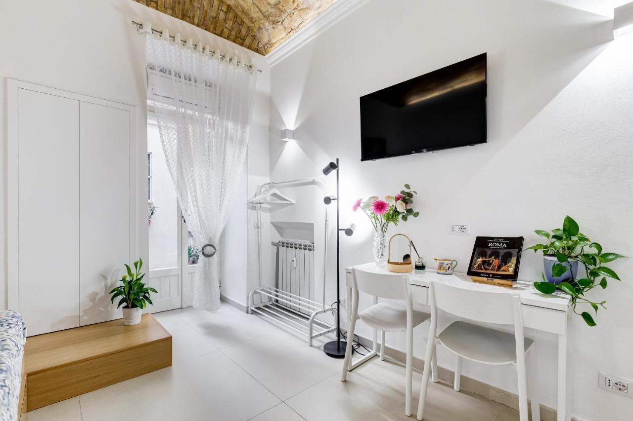 Scipioni Charming Studio Apartment *