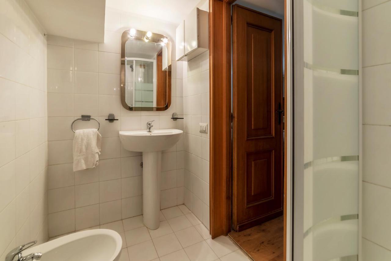 Appartamento Roomy&cozy With Shared Terrace *