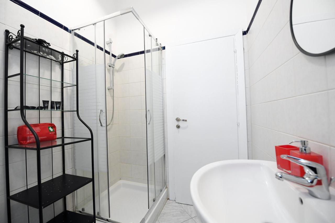Easy Holidays - In Selci Roma