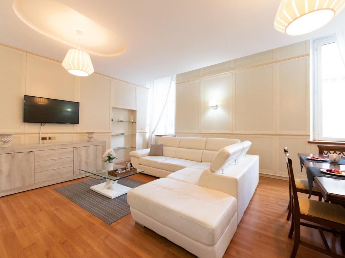 The Rent - Stylish One-bedroom In Piazza Barberini Apartamento
