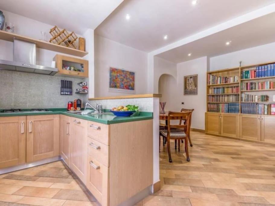 Ottimo Per Policlinico Gemelli, Non Lontano Da San Pietro Apartamento *
