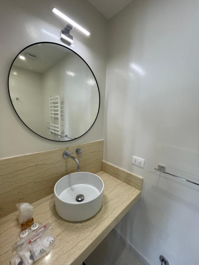 Quintus Luxury Rom