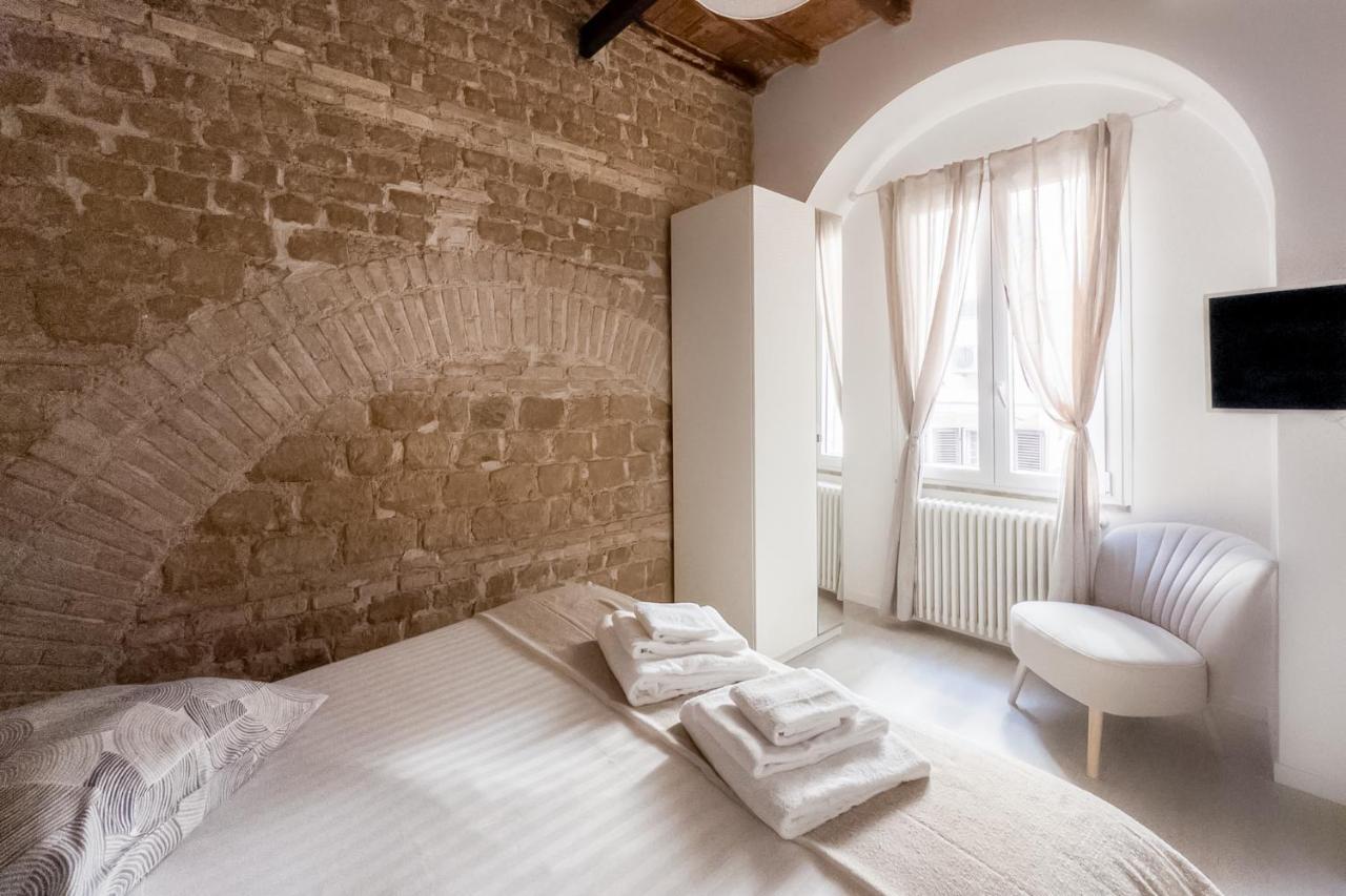 White Ostilia Leilighet Roma
