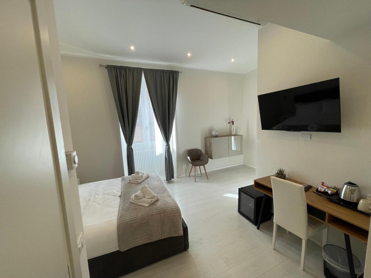 Quintus Luxury Rom