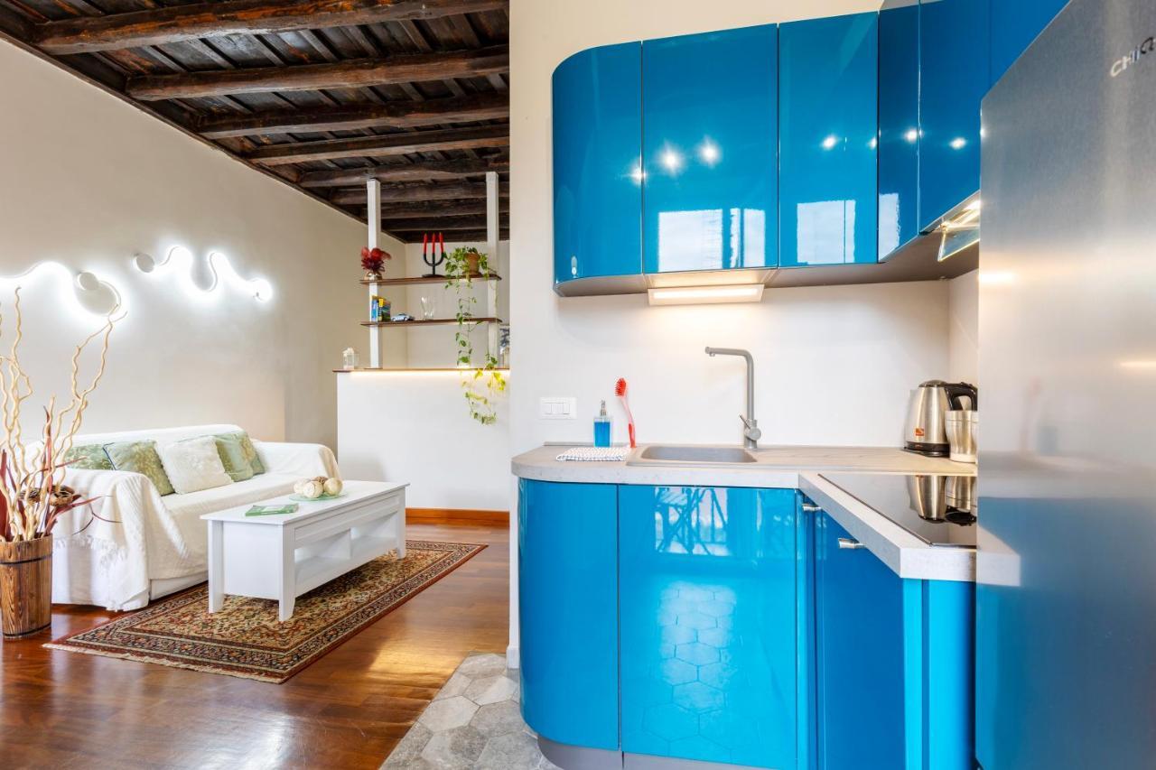 Trastevere House With Balcony,quiet New Apartamento Roma