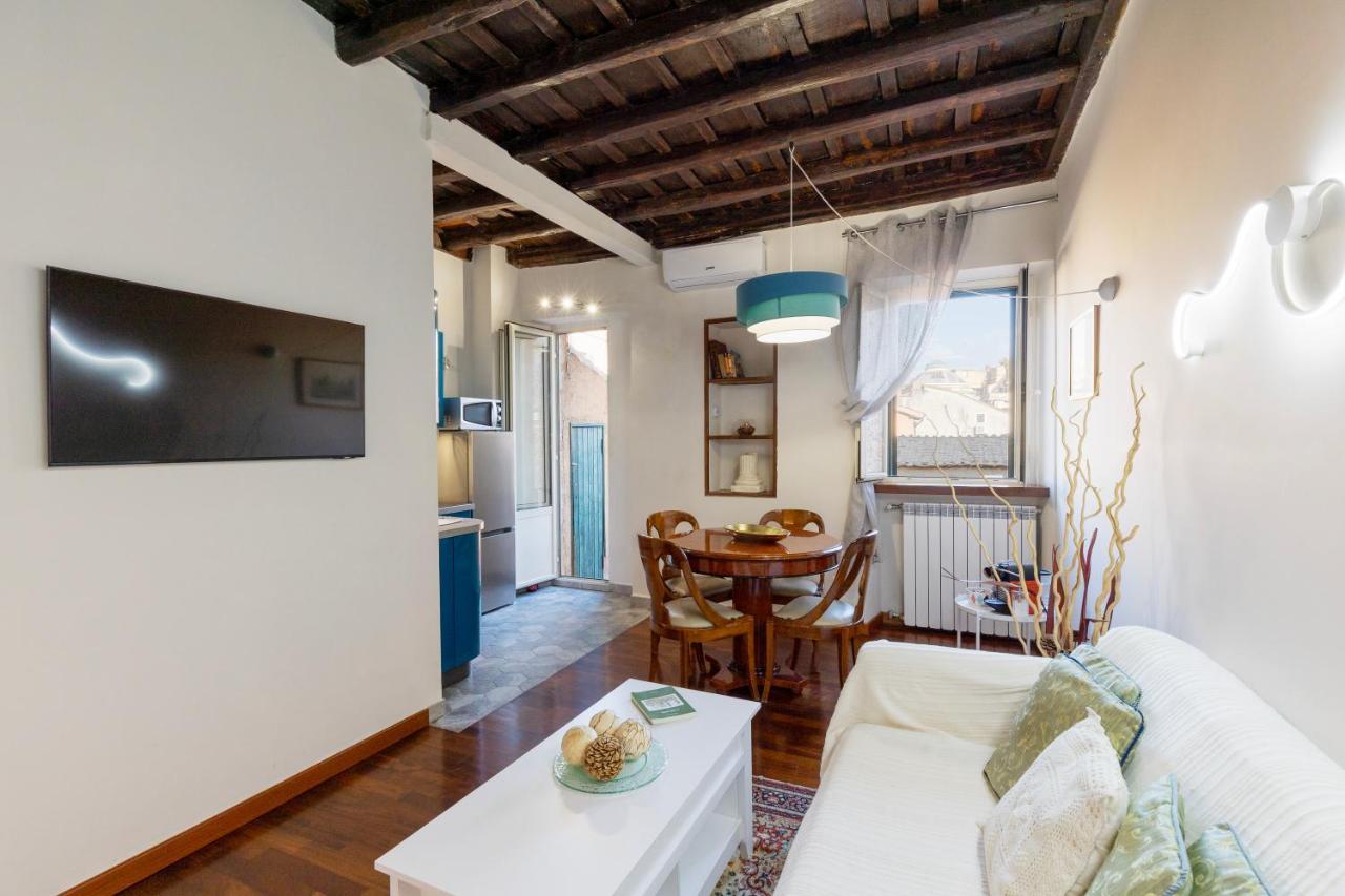 Trastevere House With Balcony,quiet New