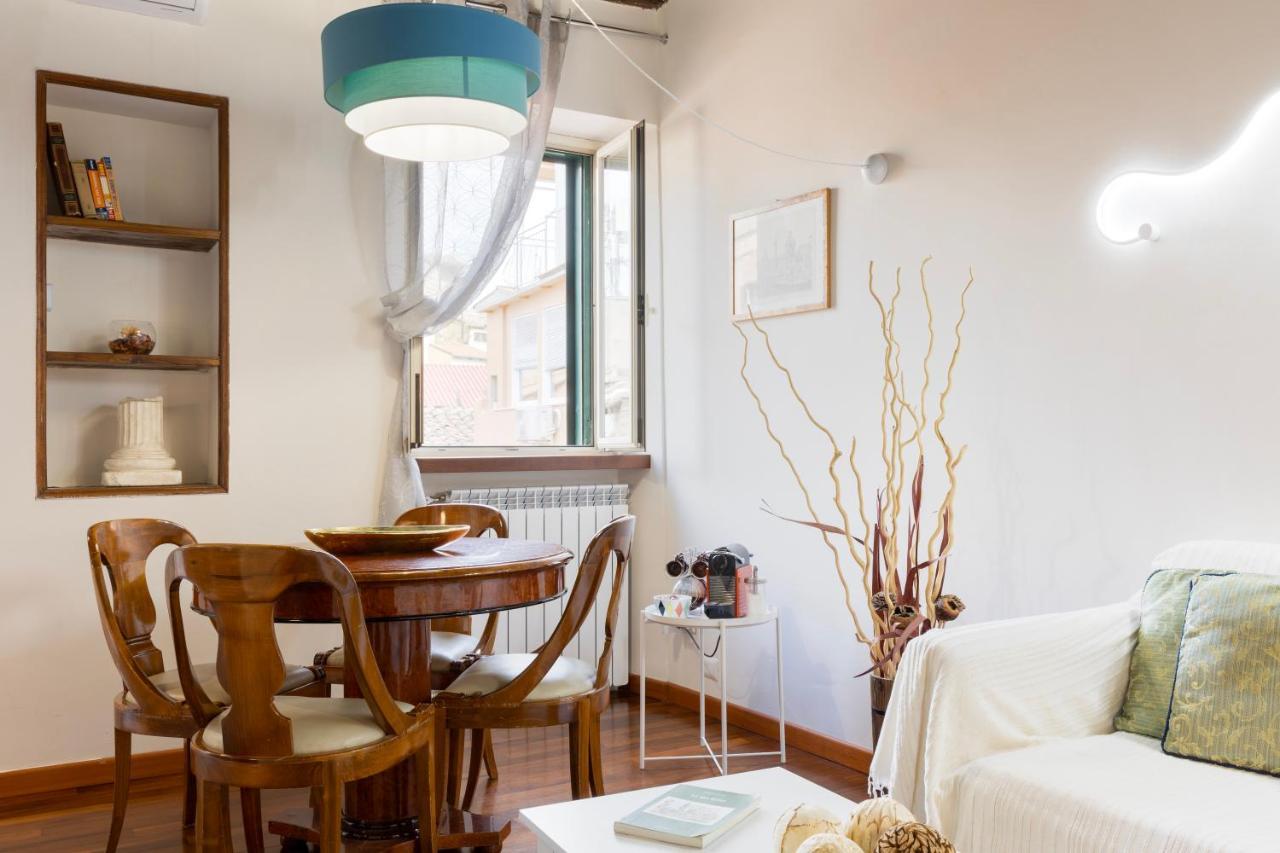 Trastevere House With Balcony,quiet New Apartamento