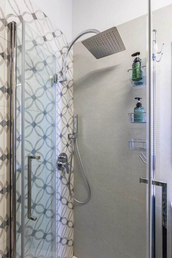 Trastevere House With Balcony,quiet New * Roma