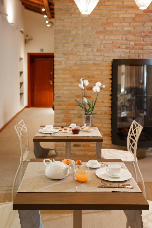 Hotell The Place 217 Roma