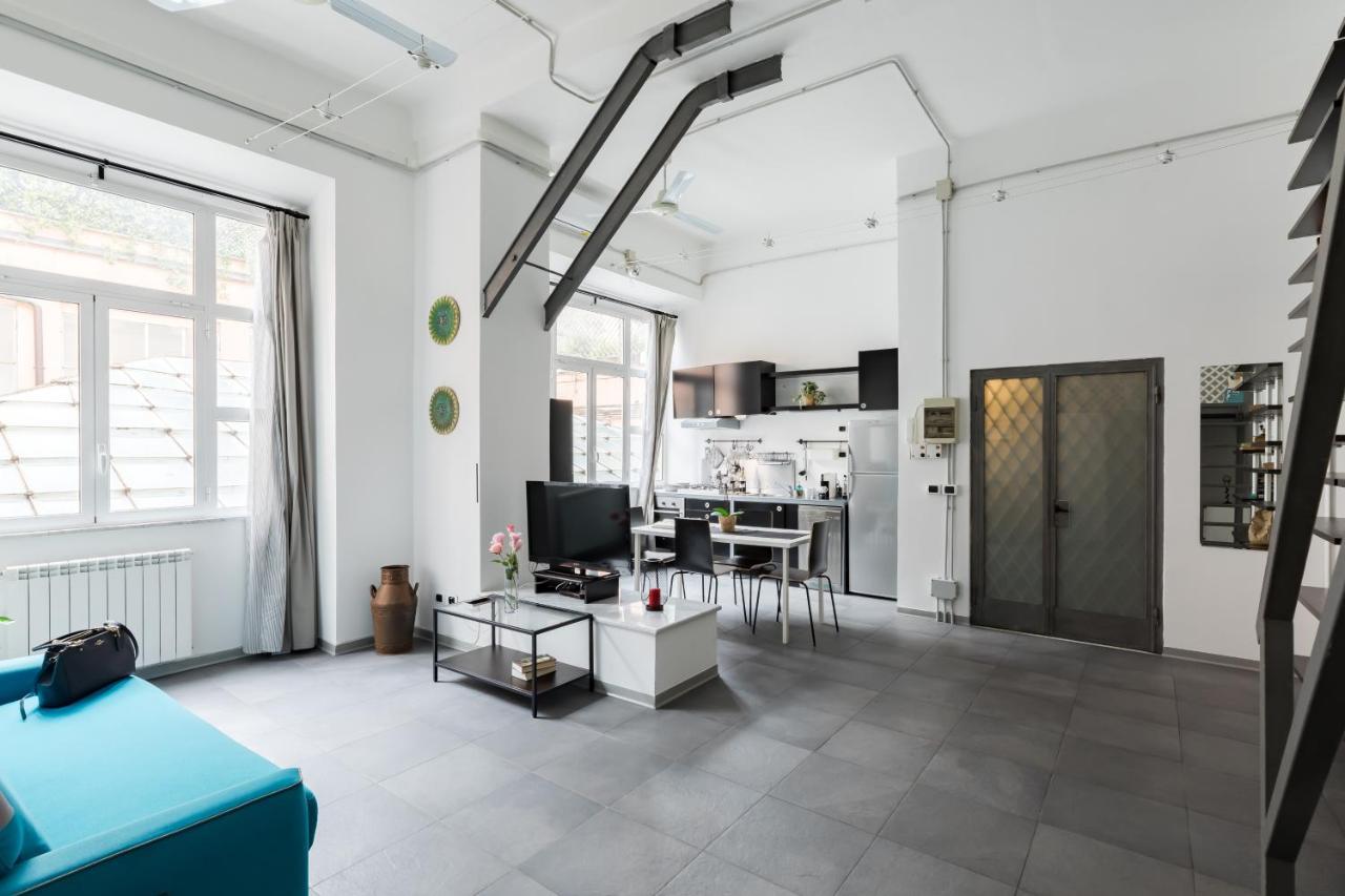 Trevi Modern Loft Apartment Apartamento *