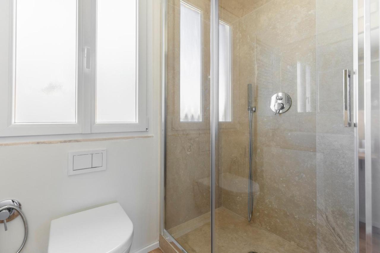 La Dolce - Sunny Penthouse Trastevere Station 100sqm Apartment Rome