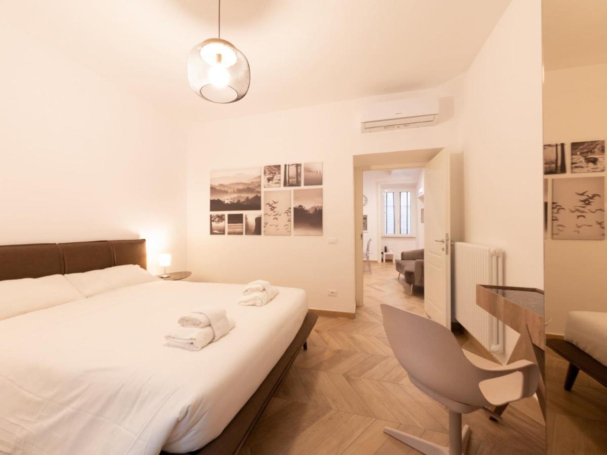 The Rent - Elegant Five-bedrooms Near Colosseo * Rome