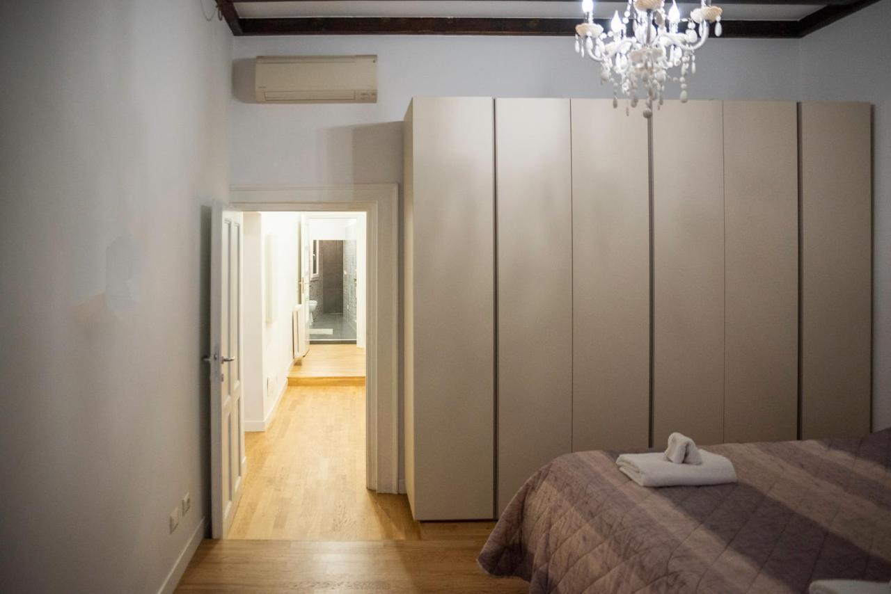 Appartamento Splendido Nel Centro Di Roma, Monti *