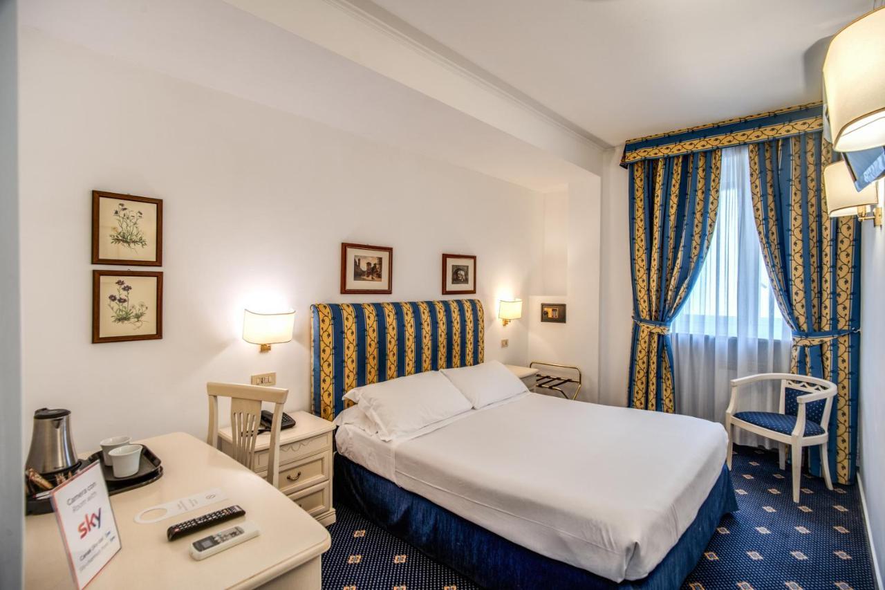 Napoleon Hotel 4*