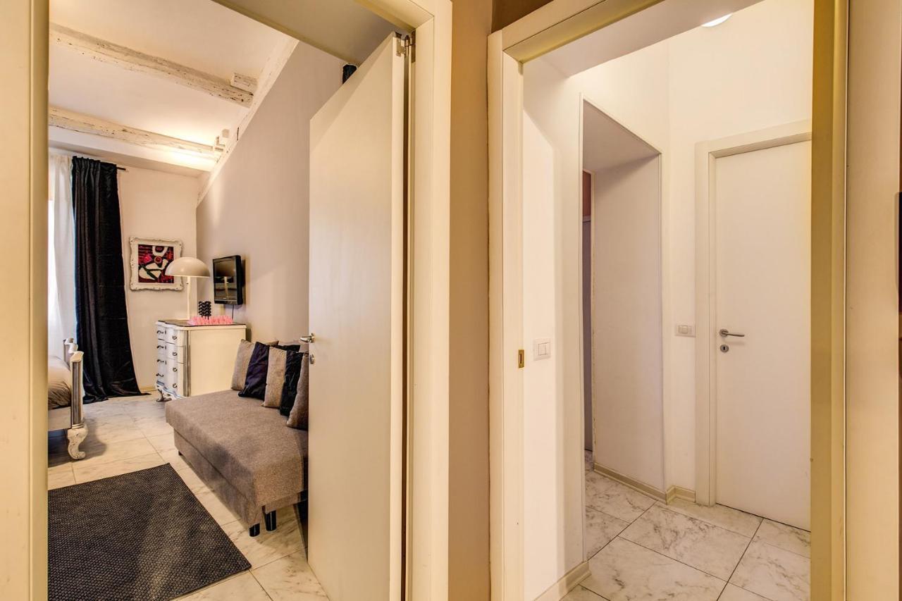 The Great Pop Apartamento Roma