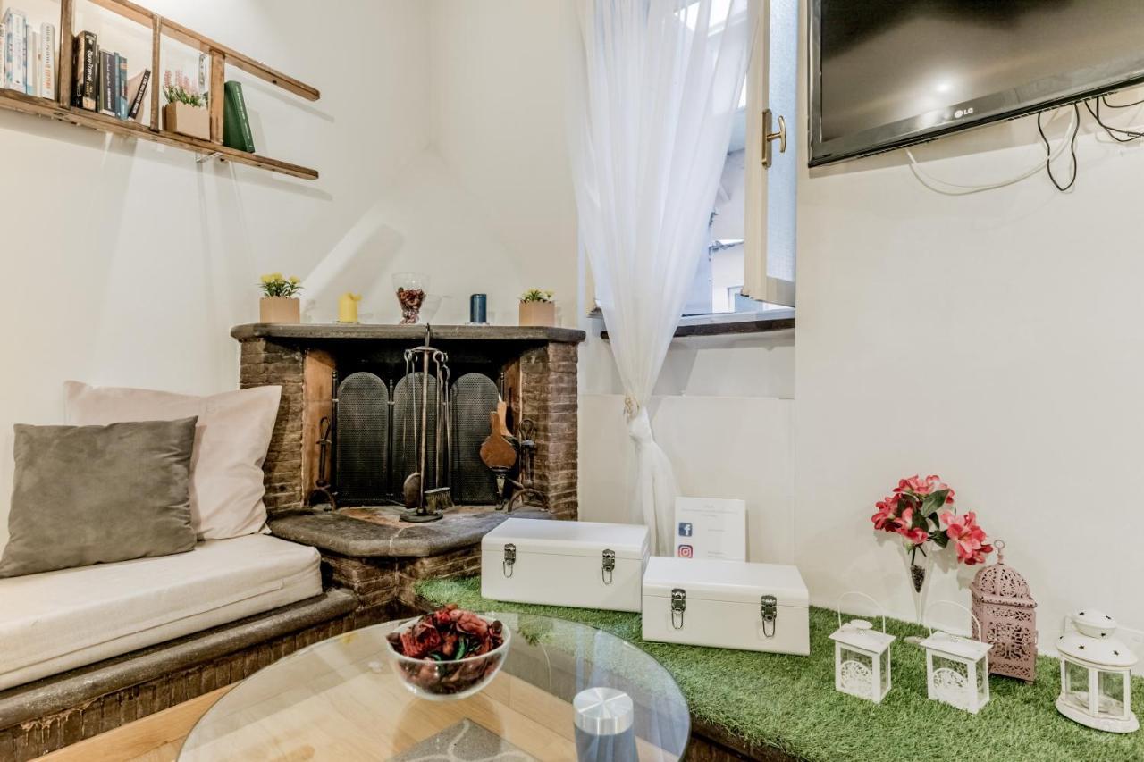 Apartment Trevi Fountain Garden *