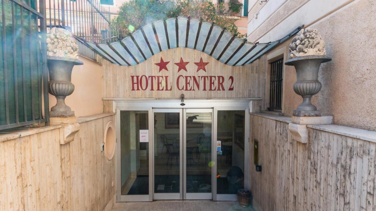 Hotell Center 2 3*