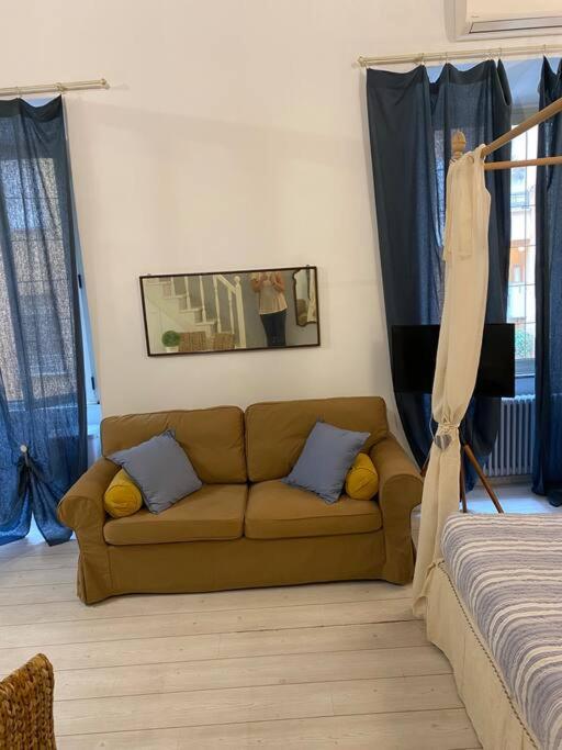 Paola Colosseum Iii Apartamento *