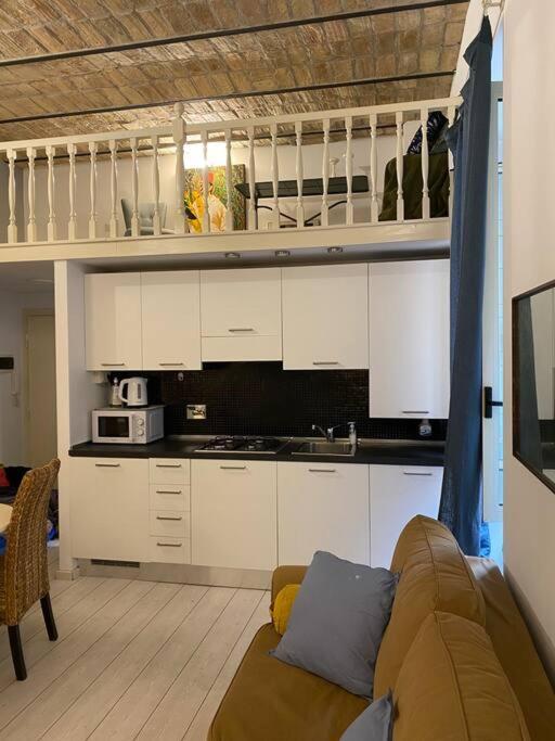 Paola Colosseum Iii Apartamento *
