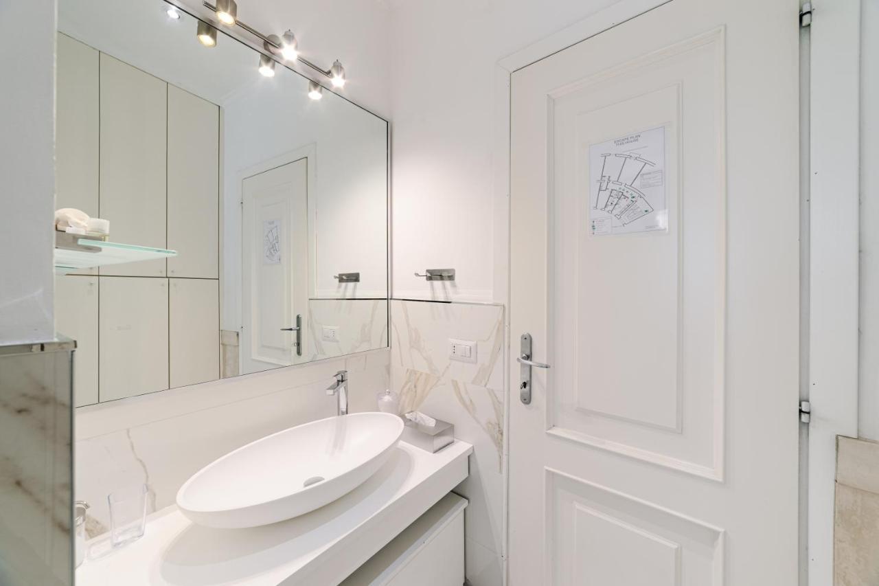 Apartamento Saint Peter House Station Roma
